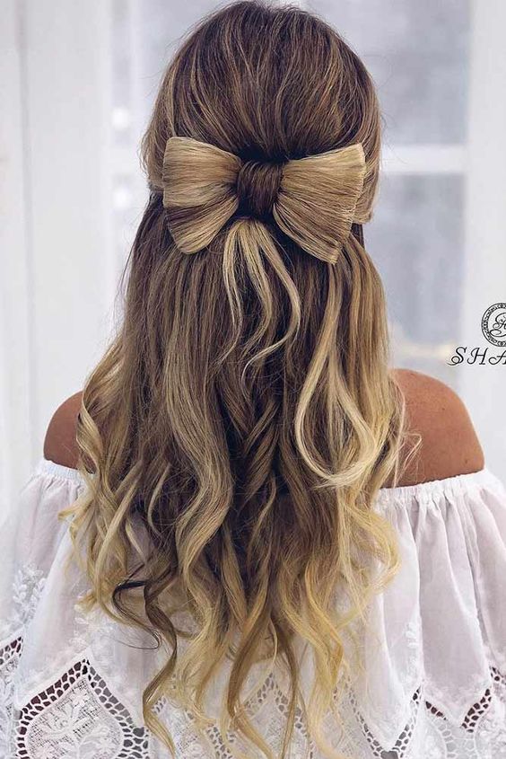 Beautiful Hairstyles For Christmas Celebration