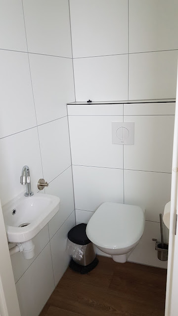 Toilette im Roompot Ferienpark Zeebad