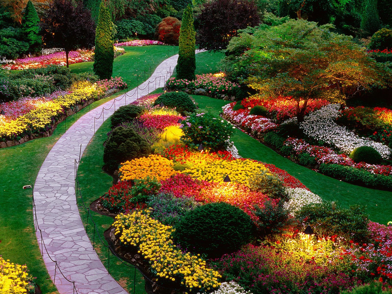 Beautiful gardens - Wonderful