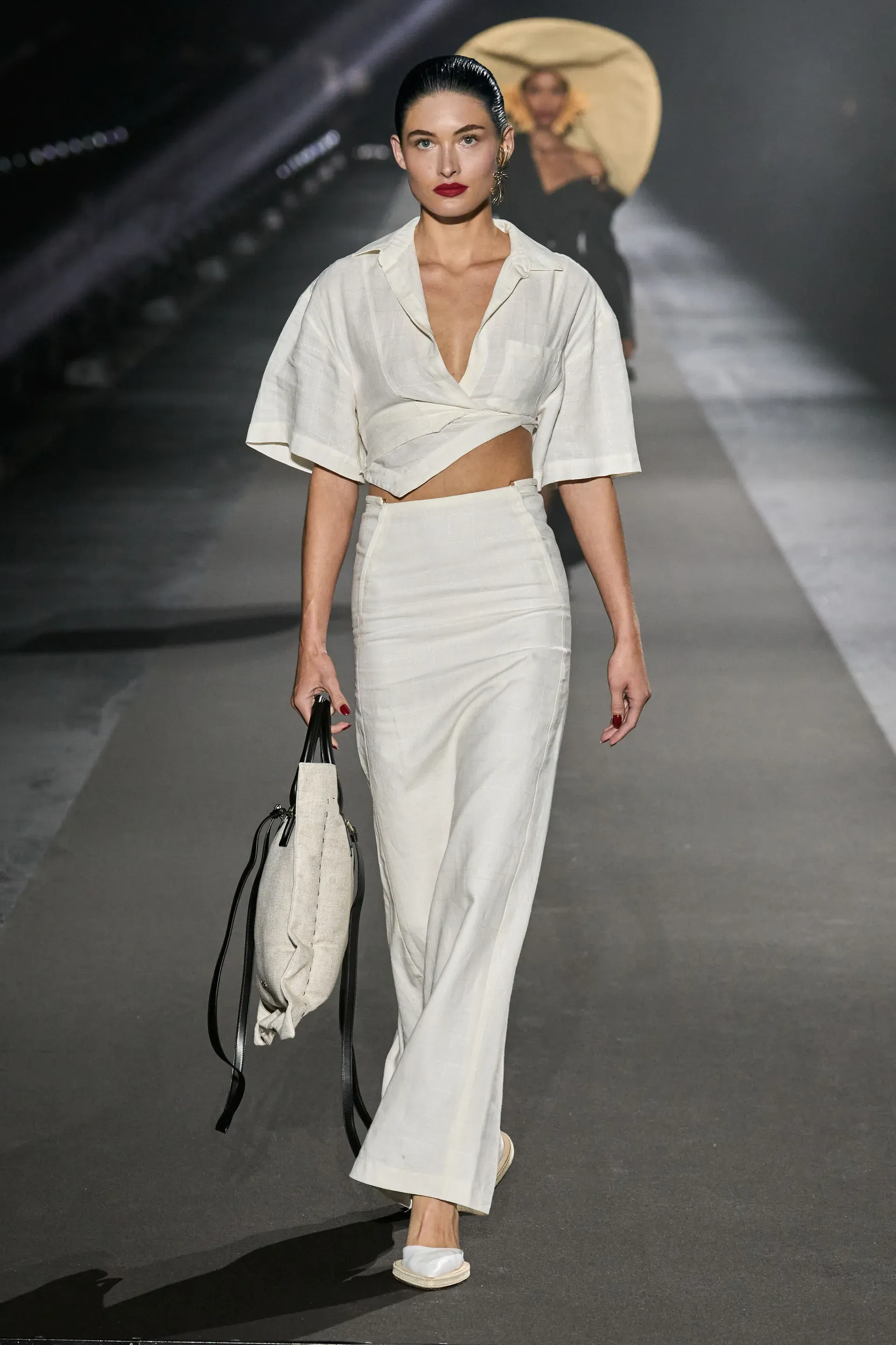 Grace Elizabeth wearing Jacquemus.