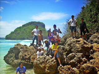 PANTAI GOA CINA DAN PANTAI BAJUL MATI