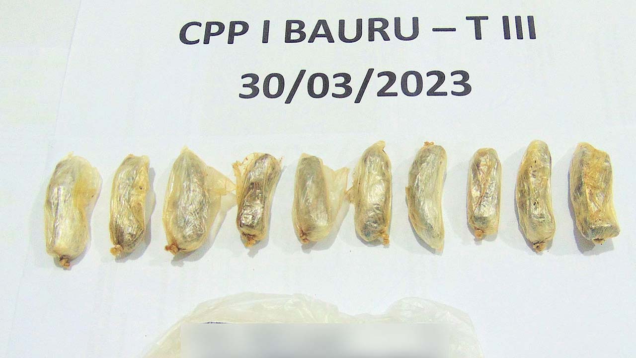 Preso de Bauru é submetido a cirurgia para retirar drogas do intestinoPreso de Bauru é submetido a cirurgia para retirar drogas do intestino