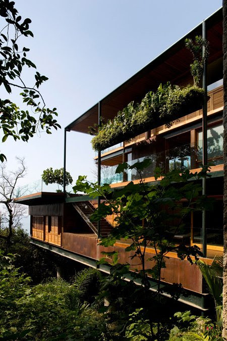 Casa en Guarujá - Bernardes Jacobsen
