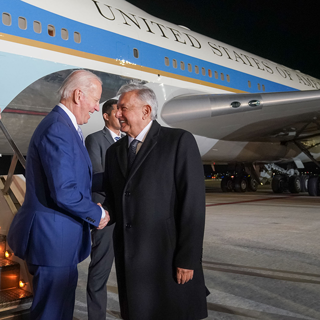 AMLO recibe a Biden en el AIFA; el lunes encuentro bilateral en Palacio Nacional