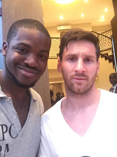 Lionel Messi with admirer