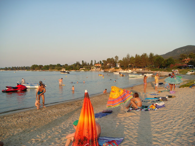 Vourvourou beach in walking distance of 80 meters from Jenny's Garden