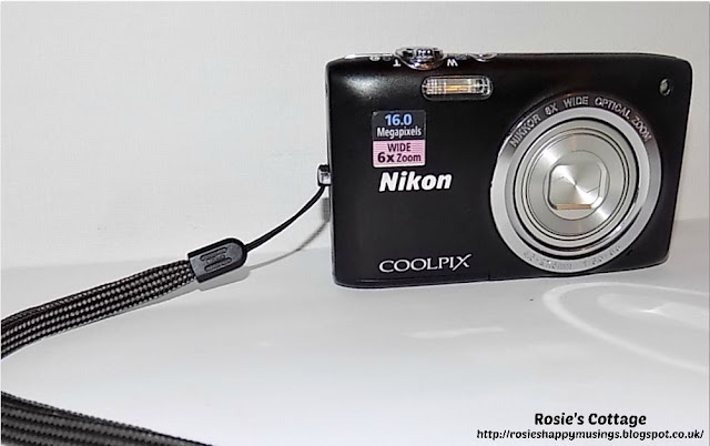 Nikon Coolpix S2700