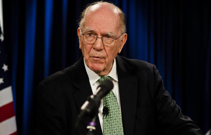  has had a long as well as controversial career on the fringes of U Lyndon LaRouche