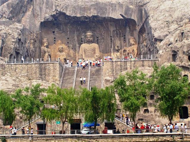 Logmen grottoes Luoyang