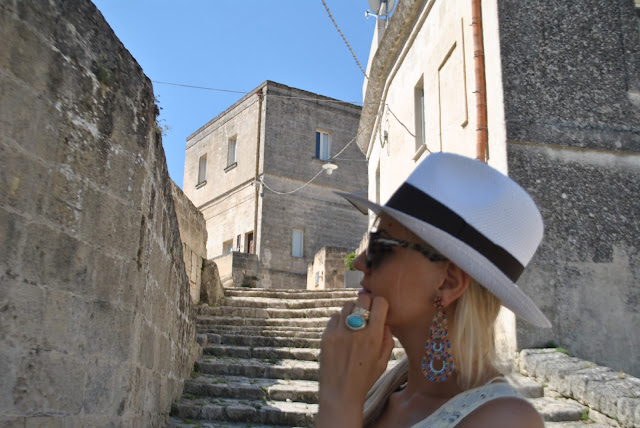 mariafelicia magno fashion blogger colorblock by felym fashion blog italiani anello majique anello ysl anello ispirazione ysl orecchini pendenti majique orecchini estivi accessori estivi bijoux  estivi outfit estivi summer outfits majique london earrings majique london ring 