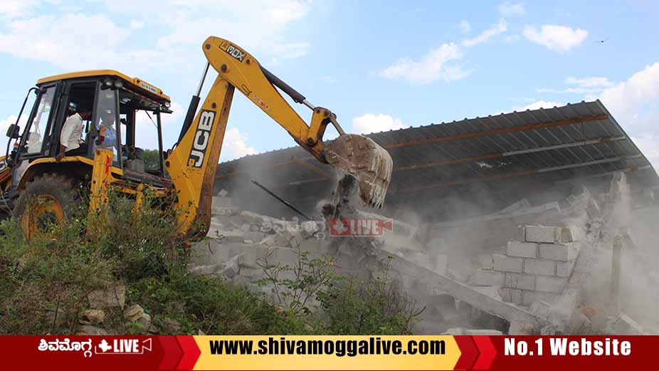 demolition at malligenahalli in Shimoga