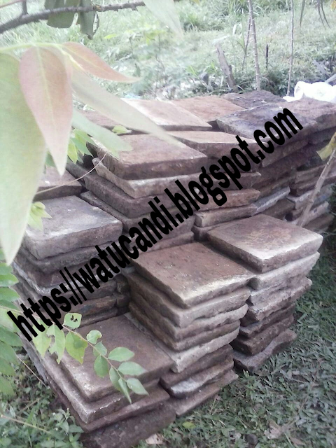 Jual batu alam candi hitam pengrajin pabrikan harga murah bahan finising mempercantik bangunan lantai paving, flooring, taman, halaman, tegel, ubin batu, batu alam candi hitam, pahat, tumbled, bush hammer, split, Batu Belah, landscap, lantai, pabrik, tempel dinding teras, dinding depan, dinding pagar, dinding taman, ubin batu alam, lantai kolam renang, dinding kolam ikan koi, kop kolam ikan hias, panel dinding interior, wallpaper batu alam, wall cladding batu alam, batu candi hitam, lava batu candi, sandstone limestone, batu pasir, batu kapur, batu hitam, batu kuning, batu putih, batu hijau.