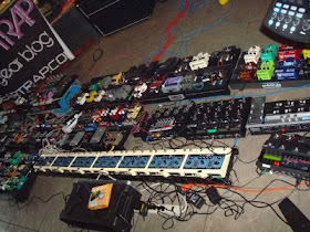pedal pedais de efeito guitarra online dica dicas como comprar efeitos elvis almeida central rock heavy metal overdrive distortion distorção booster review analise sugestão set setup rig