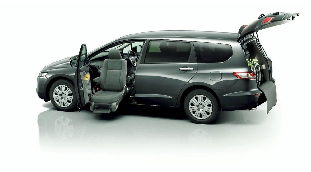 Malik Torpedo: Segmen Automotif - Honda Odyssey 2011