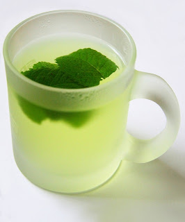 peppermint tea 1109 640 لتتمتع بنوم هادئ ، أختر أحد هذه المشروبات السحرية