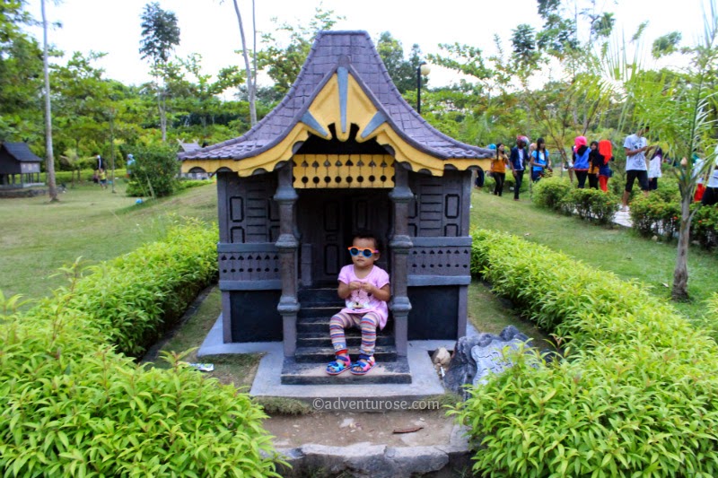 Adventurose  Because Life is an Adventure: Miniatur Rumah 