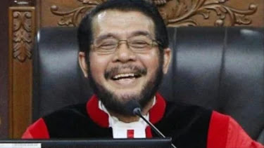 Jimly Asshiddiqie Sebut Ada Kebohongan Anwar Usman yang Terungkap dalam Pemeriksaan Tiga Hakim Konstitusi  