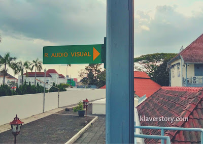 ruang audio visual tempat diputarnya film di Museum Benteng Vredeburg