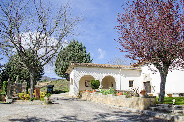 Ermita de Nuestra Señora  La Virgen del Roble