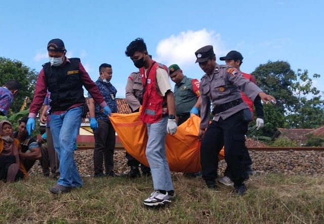 Pulang dari Pasar, Seorang Perempuan Warga Mrentul Tersambar Kereta Api di Prembun 