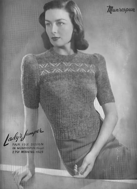 The Vintage Pattern Files: Free 1940's Knitting Pattern - Munrospun Knitting Book