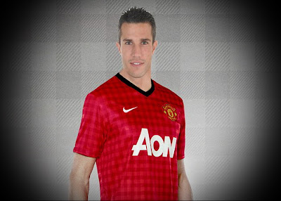 Van Persie: The little boy inside of me screamed about Manchester United