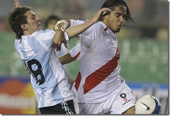 2008-09-11messi-peru-1