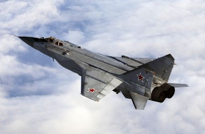 MiG-31 tampak kiri