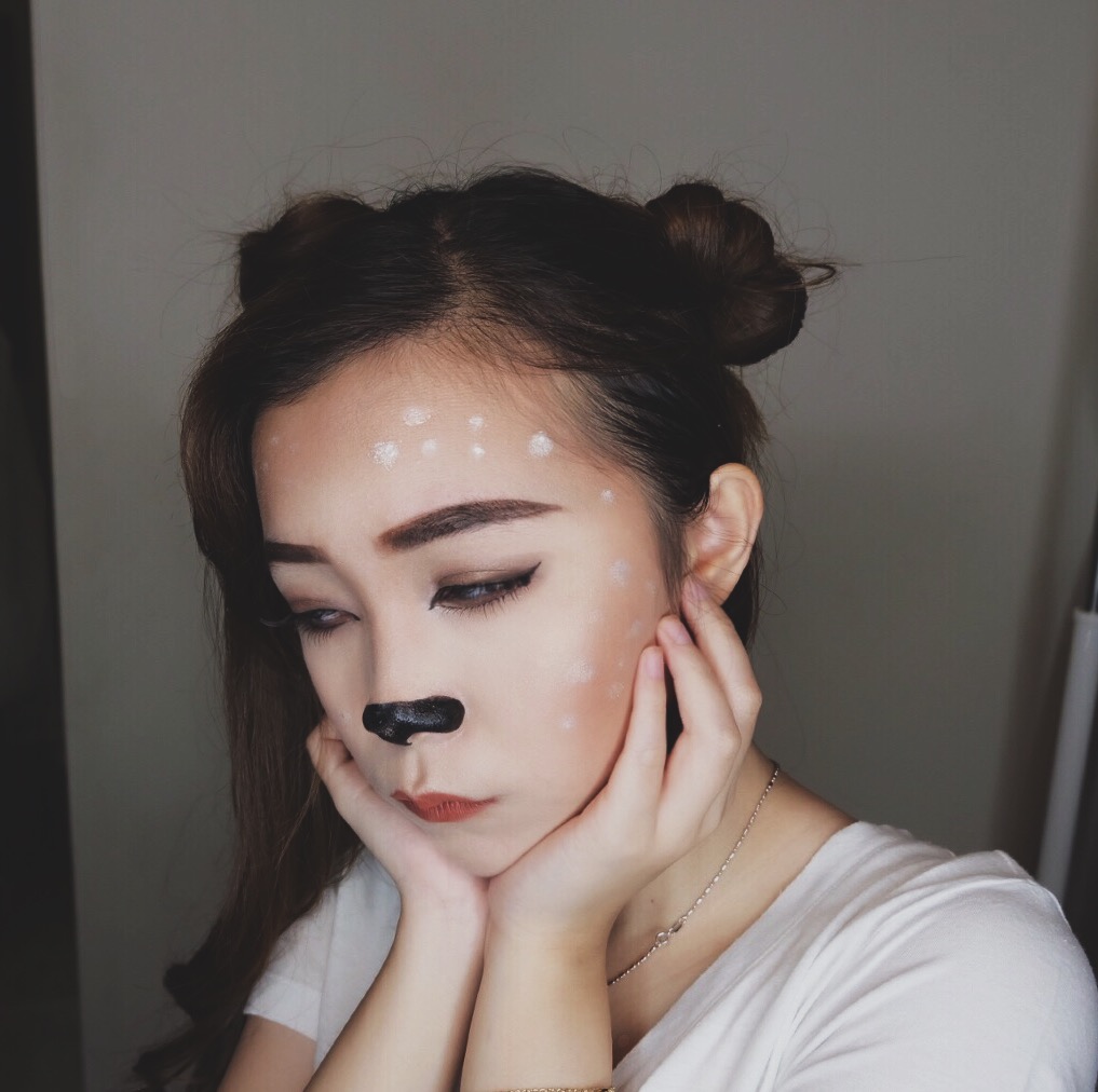 BEAUTY HALLOWEEN BAMBI INSPIRED MAKE UP LOOK CATHY SIE