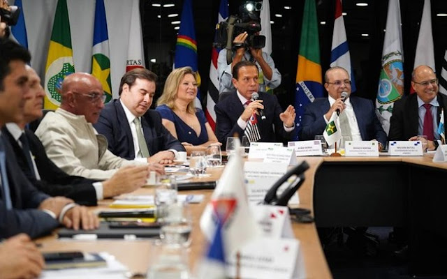 Governadores contra Bolsonaro