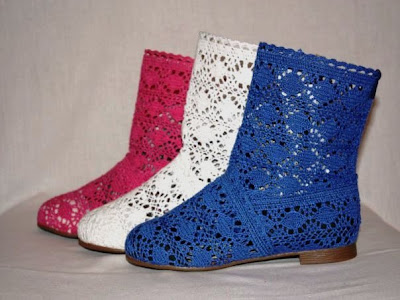 knitted boots