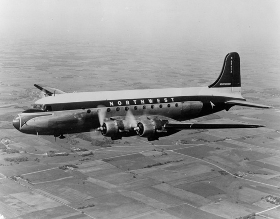 A DC-4 similar to the disappeared aircraft