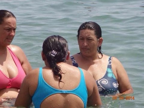 HUGO CHAVEZ APARECE EN LAS TONINAS PESCANDO CORNALITOS: REVUELO MUNDIAL!