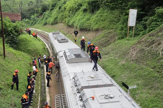 KAI Uji Coba Kereta Baru Stainless Steel New Generation      