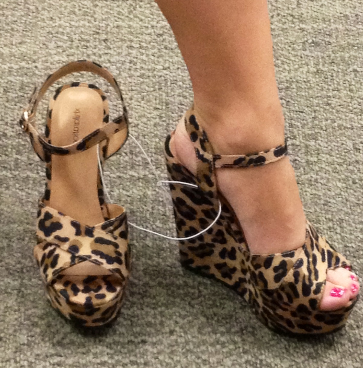 Leopard Print Heelz (I feel like leopard print is too cool so you have ...