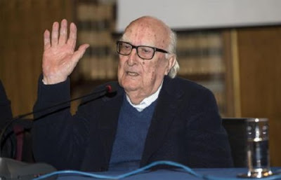 Andrea Camilleri ricoverato al Santo Spirito di Roma