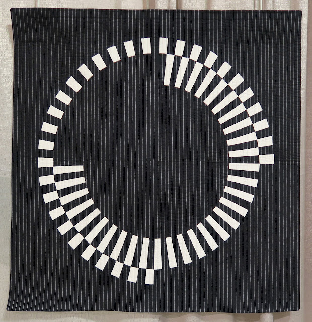 Quiltcon 2019 - Offset by Audrey Esarey