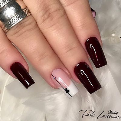 unhas com esmaltes escuros 2