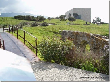 Bolonia. Baelo Claudia. Conjunto Arqueológico. Vista general de la entrada - P2280731