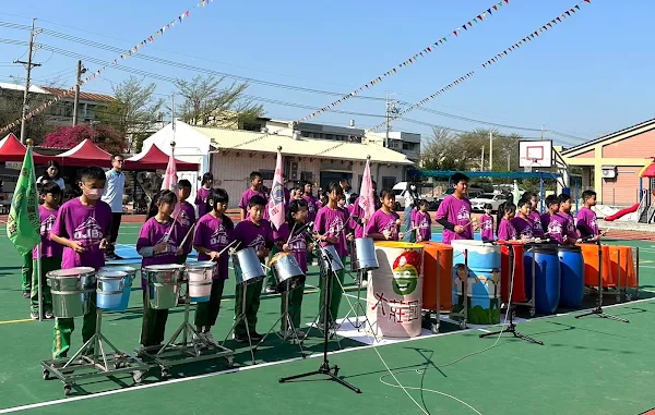 ▲大莊國小學童打擊演奏表演。（彰化縣政府提供）