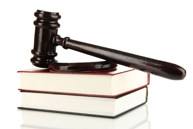 الاصول المتبعة في تبليغ المحامي الوكيل بالدعوى القضائية