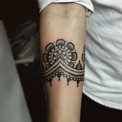 precioso tatuajes de brazalete