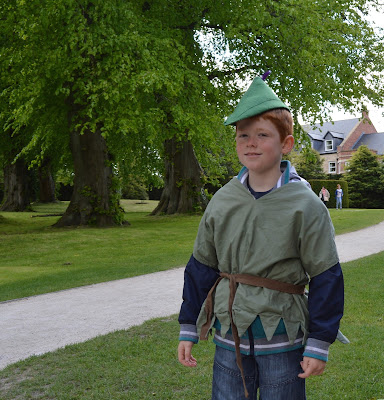 Alnwick Garden dressing up