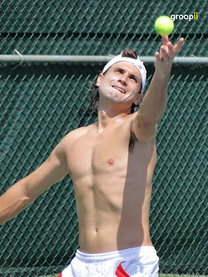 David Ferrer Shirtless at Cincinnati Open 2010