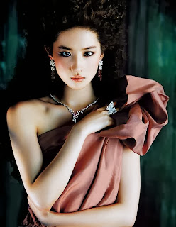 Liu Yi Fei Hot design