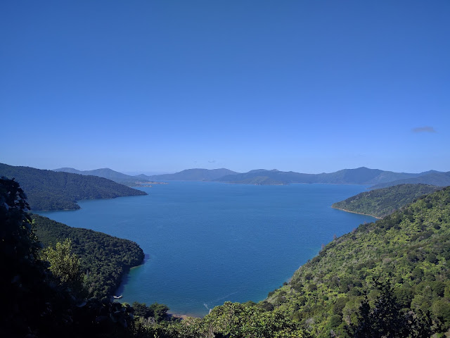 Queen charlotte track