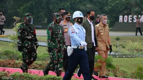 Pangdam I/BB Bersama Forkopimda Riau Dampingi Presiden RI Tinjau Progres Jalan Tol