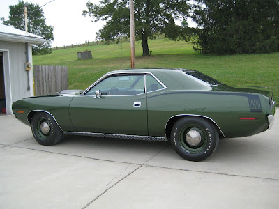 1970 Plymouth Hemi Cuda Dark Green Left View Picture