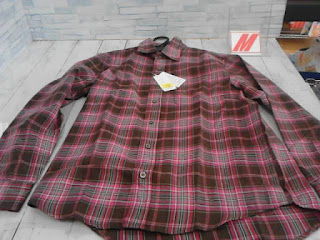 未使用品　ブラウン×ピンク　チェック柄　長袖シャツ　Mサイズ　４９８円