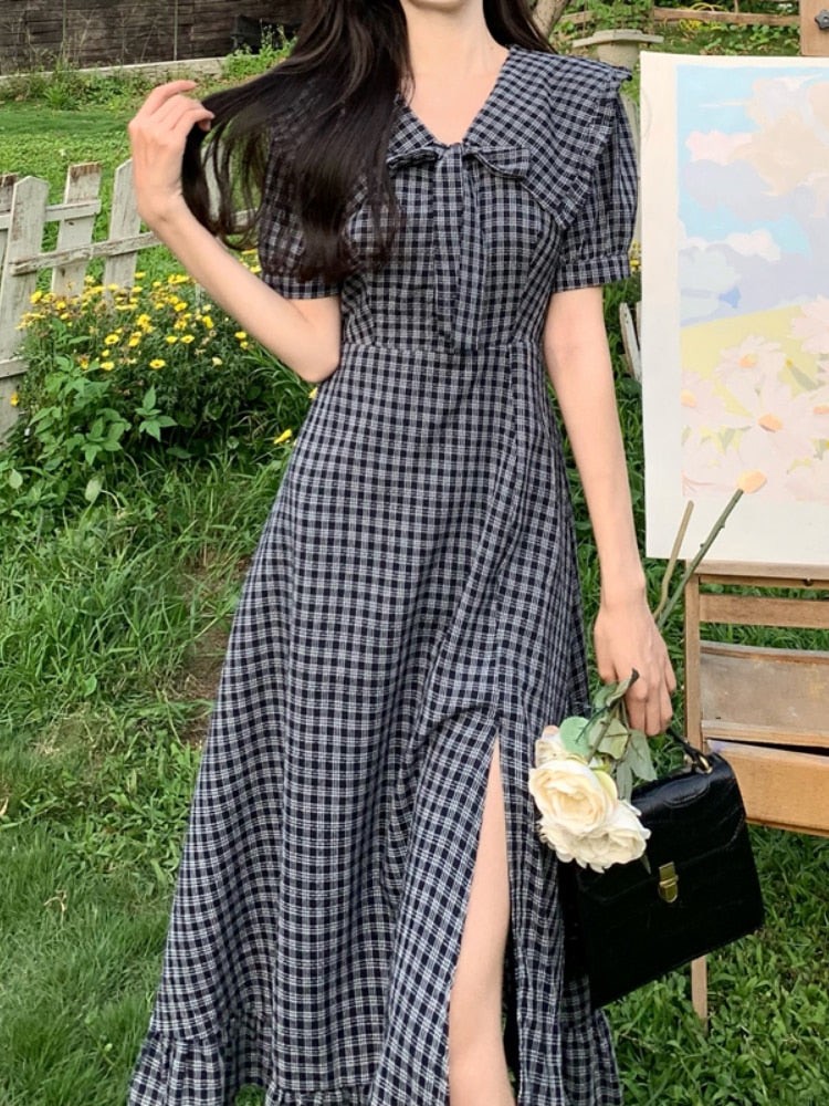 Dark Cottagecore aesthetic outfits dark cottagecore style fashion dark cottagecore dresses dark cottagecore stores dark cottagecore clothing